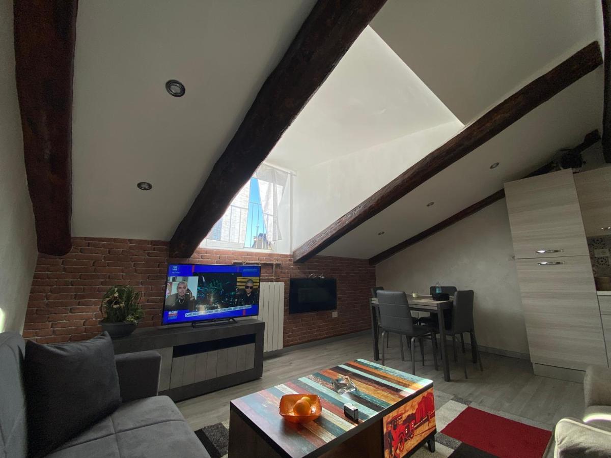Deluxe Appartment ตูริน ภายนอก รูปภาพ